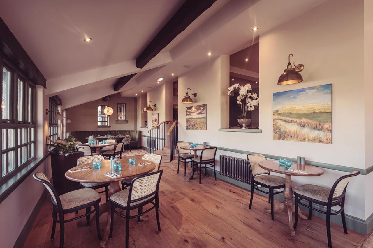 Longlands Inn & Cottages Carnforth Kültér fotó The restaurant at The Old Ship Hotel