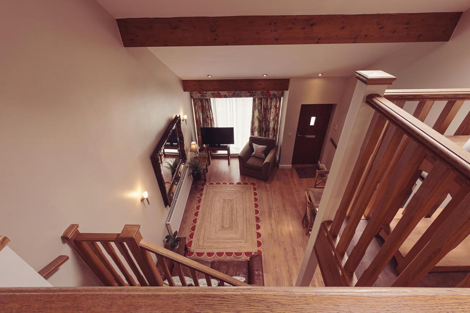 Longlands Inn & Cottages Carnforth Kültér fotó Interior of a chalet