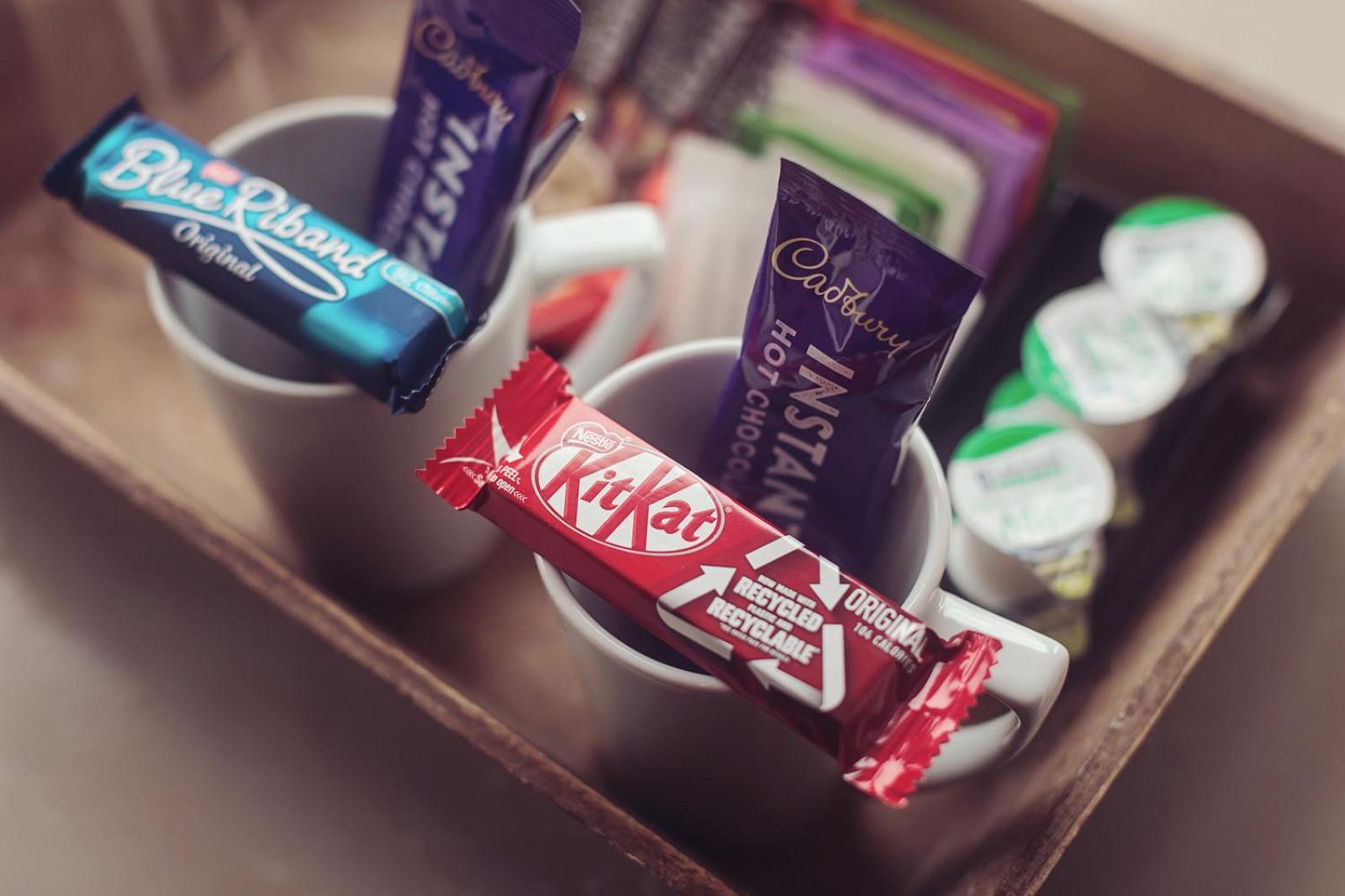 Longlands Inn & Cottages Carnforth Kültér fotó KitKat, Quality Street and After Eight