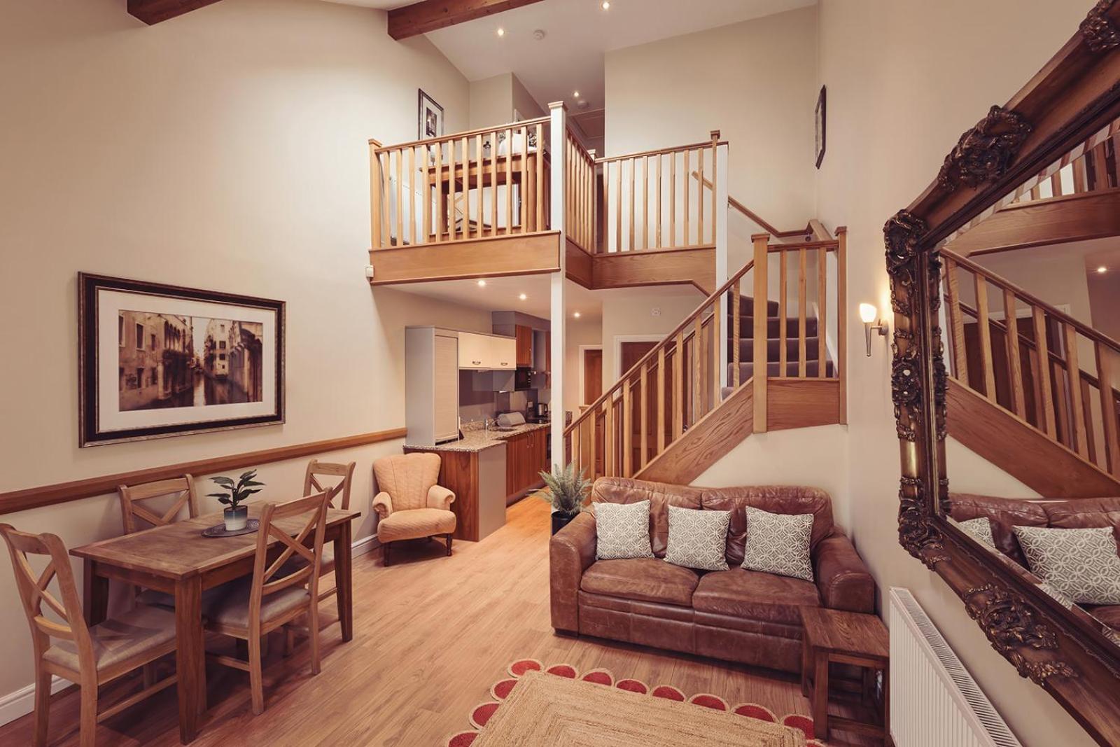 Longlands Inn & Cottages Carnforth Kültér fotó Interior of a typical apartment